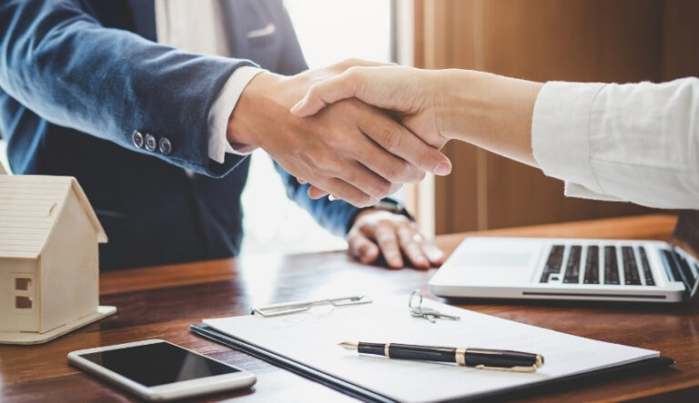 Documentos obrigatórios para comprar um imóvel na praia (Lista completa)